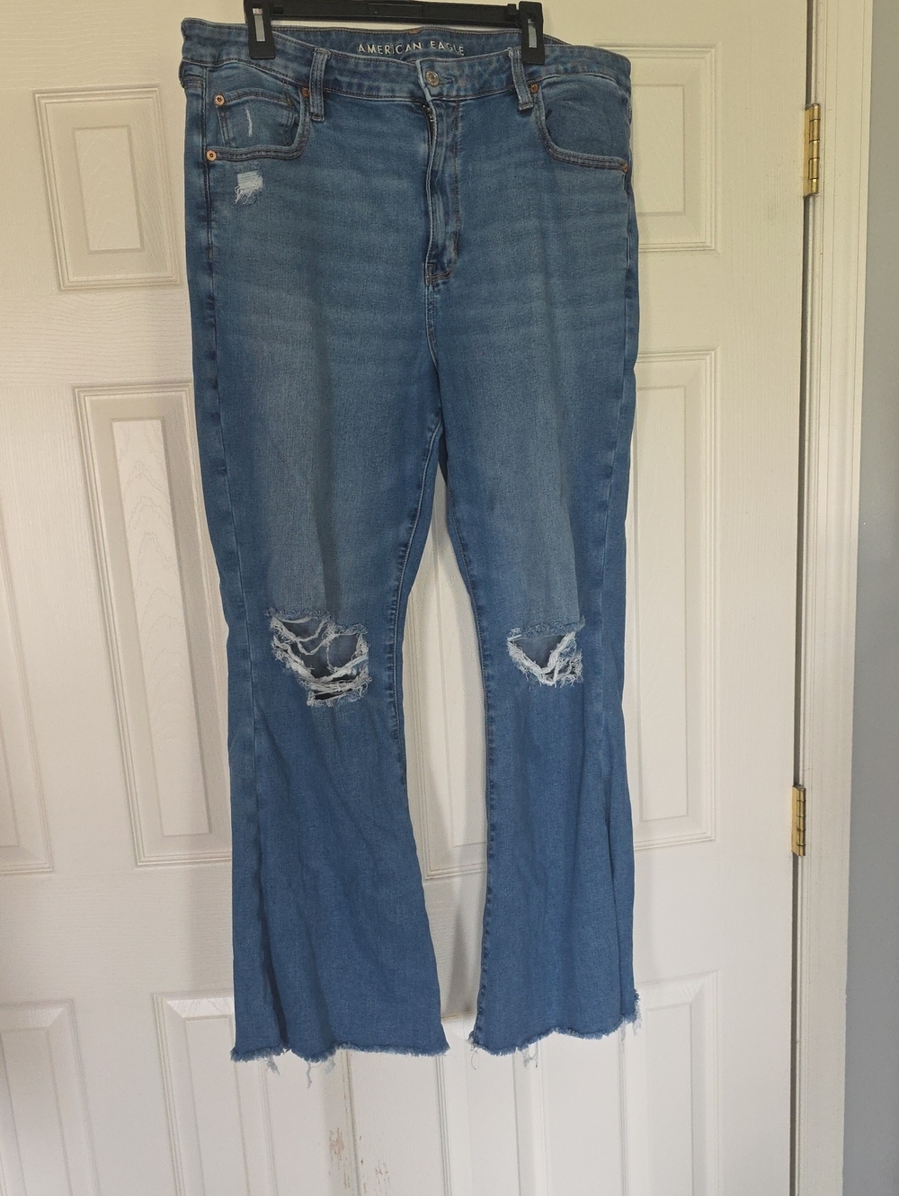 American Eagle Outfitters Light Blue Distressed Wide-Leg Jeans